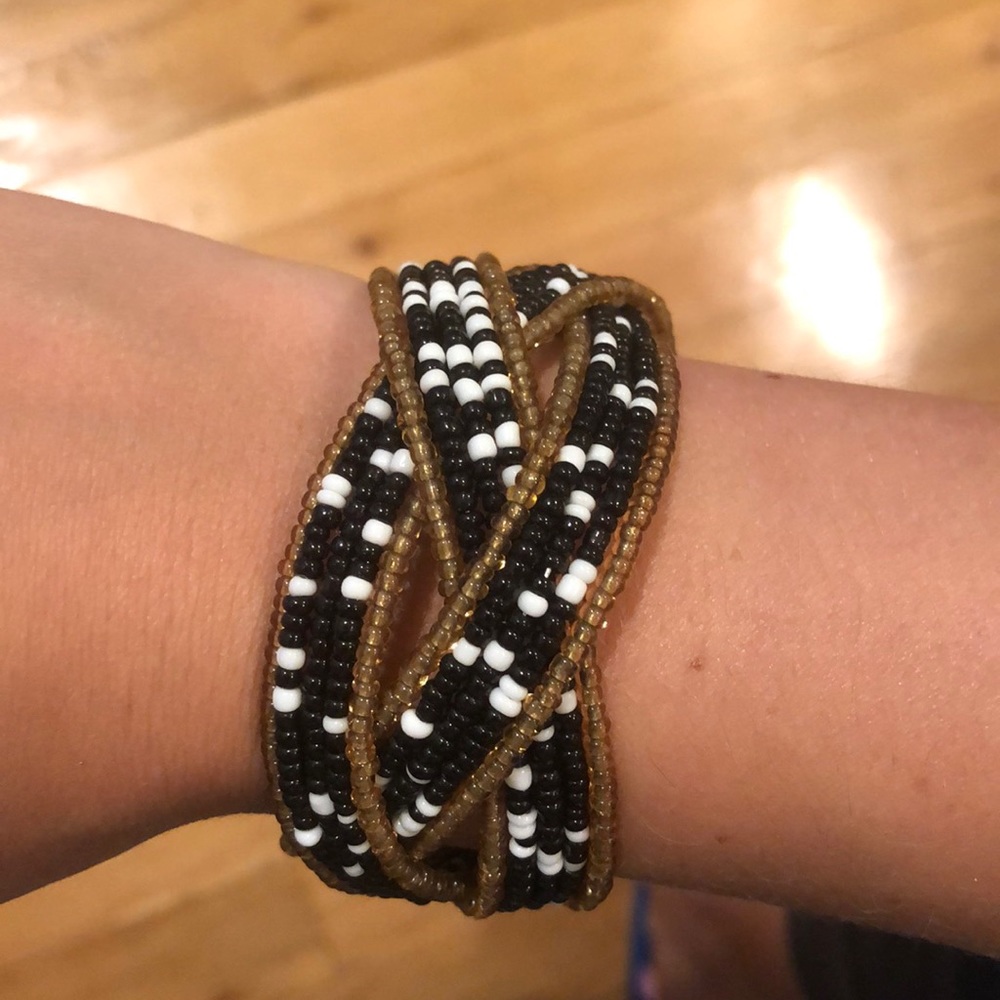 🖤HOST PICK🖤 Black, White and Brown beaded bracelet